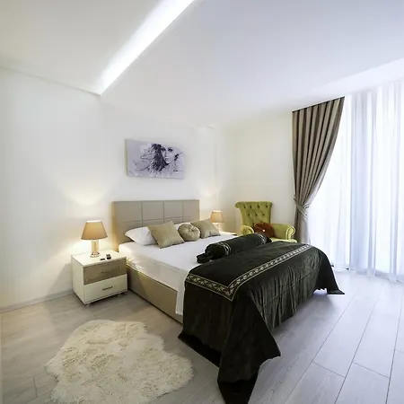 Karia Apartment *