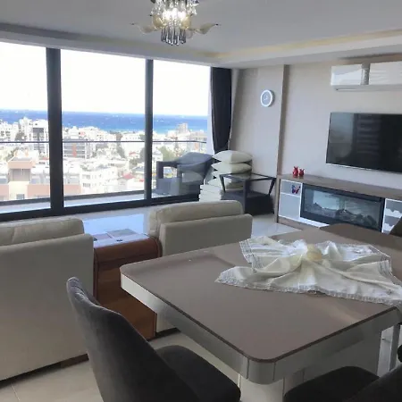 Karia Apartamento Cirénia